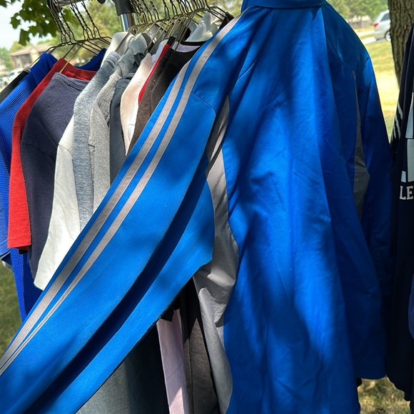 Adidas Running jacket - Picture 3 of 3